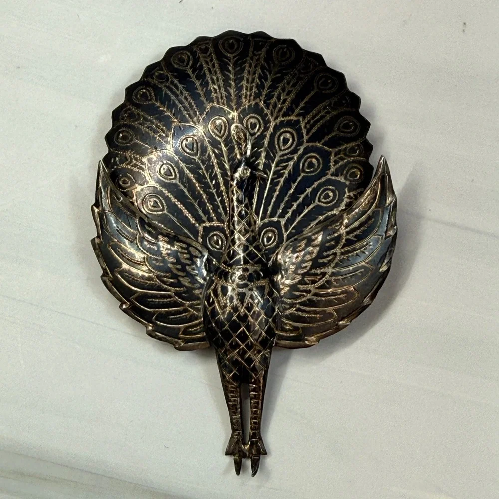 Vintage Siam Sterling Silver Niello Peacock Brooch Hinged Articulated Tail 22.9g